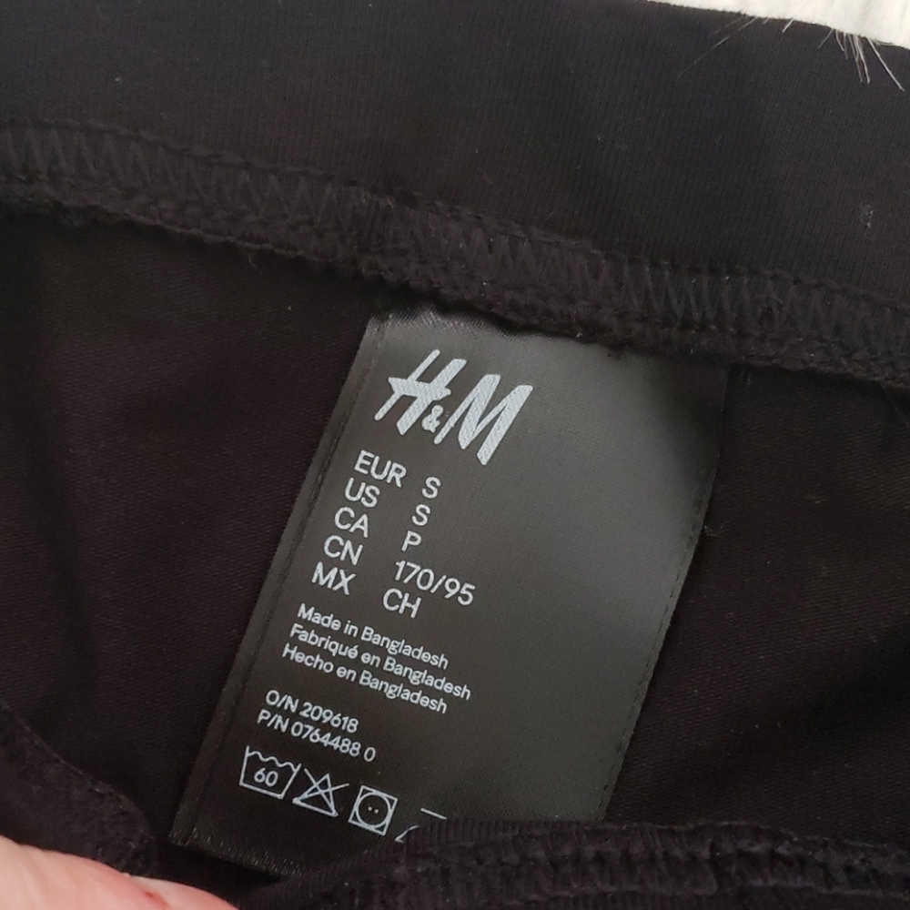 H&M Black Trunks - Picture 2 of 2